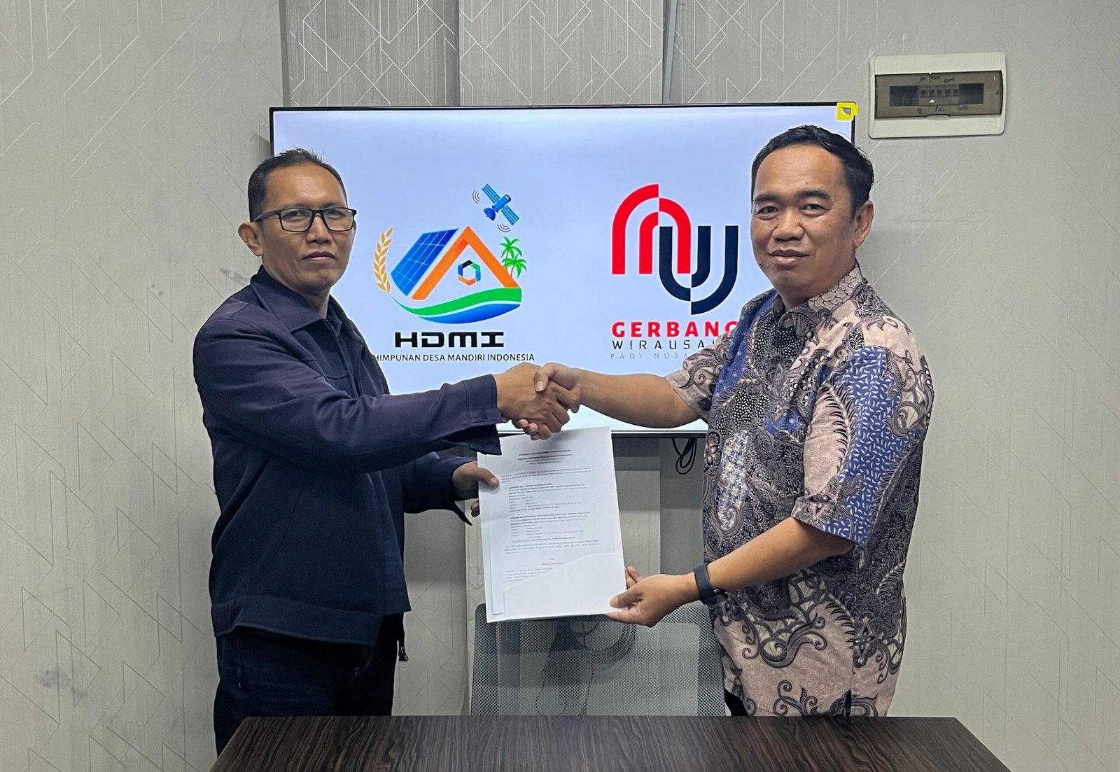 HDMI dan Gerbang Wirausaha Sepakat Bentuk Konsorsium untuk Program Pemupukan Organik Petani